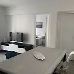Centrico A 150m De La Playa 아파트 쿠엘라