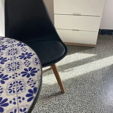Centrico A 150m De La Playa *