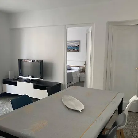 Centrico A 150m De La Playa Апартаменты Кульера